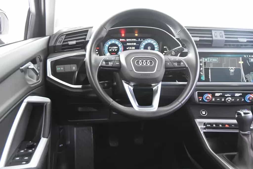 Audi Q3 Sportback 35 TFSi S-Line *1.Hand*Leder*SHZ* 04/2022-photo-8
