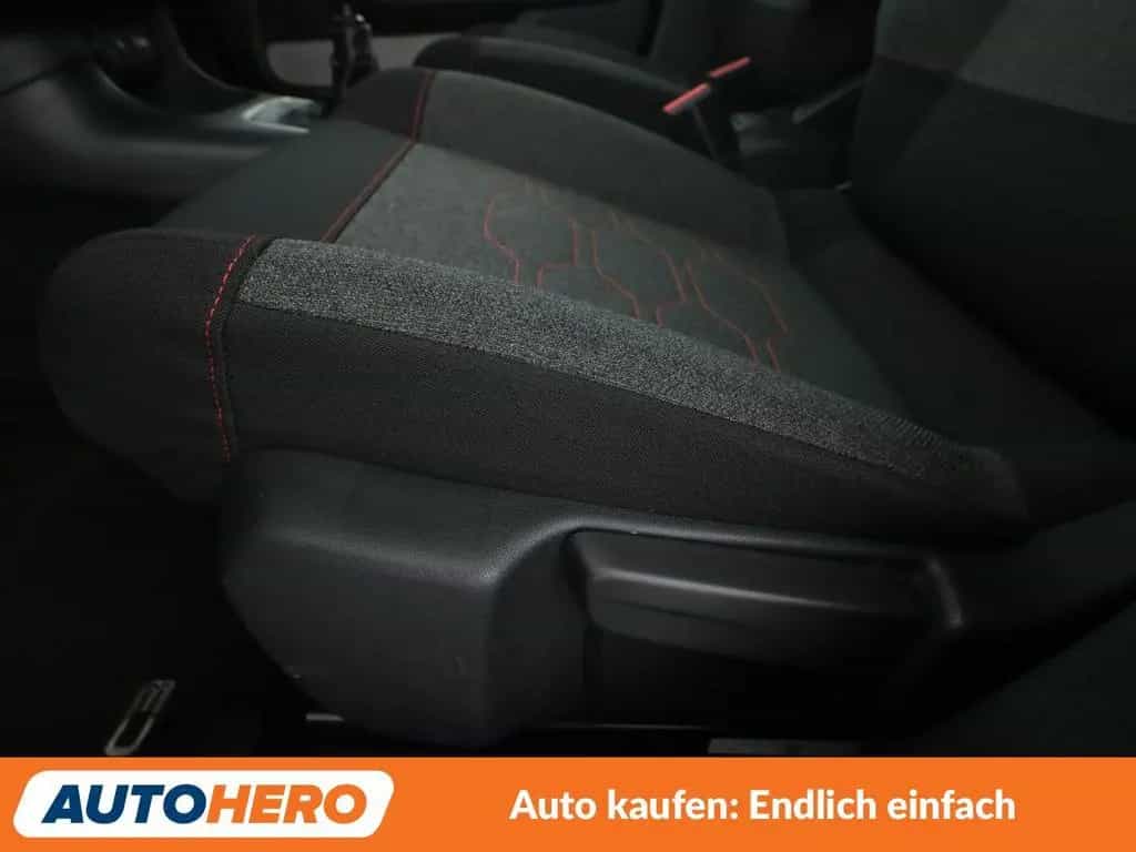 Citroën C3 1.2 PureTech Shine*NAVI*TEMPO*CAM*PDC* 09/2018-photo-26