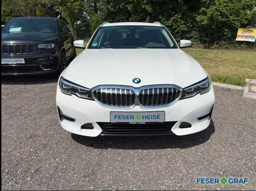 BMW 320 d A Touring Luxury Line AHK*LED*DAB+*Driving 11/2019-photo-1