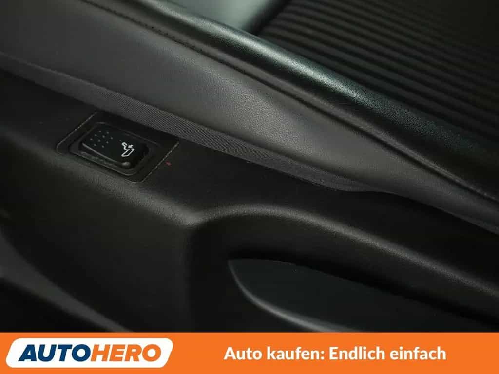 Fiat Tipo 1.4 Turbo S-Design *NAVI*CAM*SHZ*TEMPO*ALU* 12/2020-photo-28