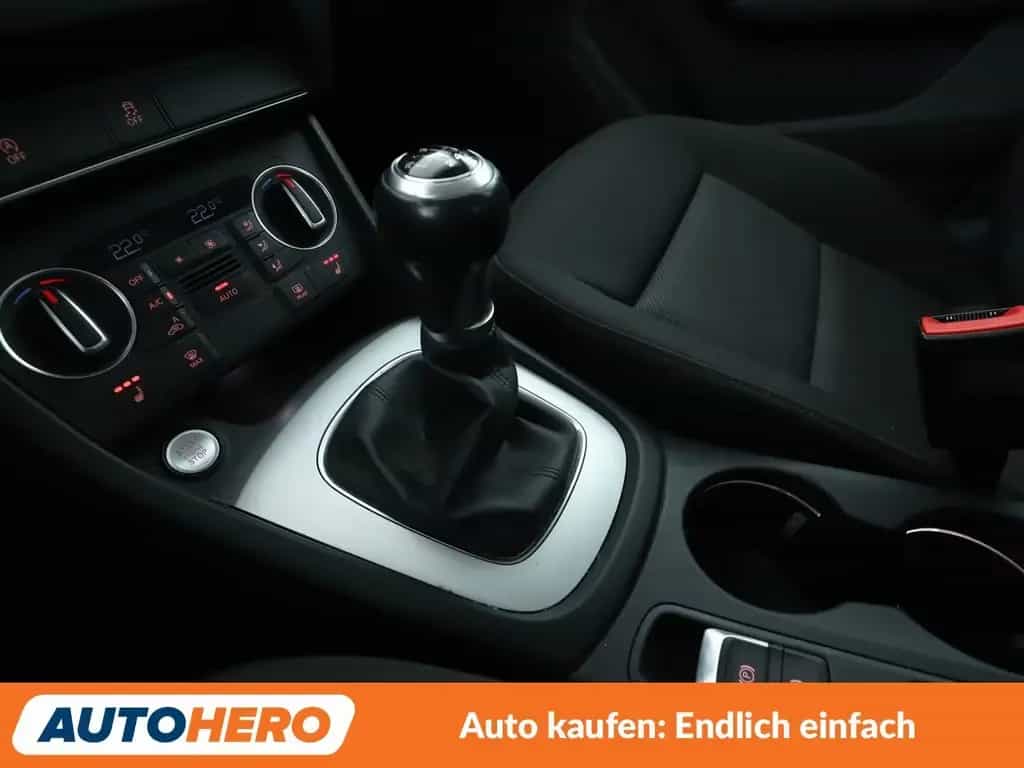 Audi Q3 2.0 TDI*NAVI*TEMPO*PDC*SHZ*ALU*KLIMA* 04/2018-photo-24