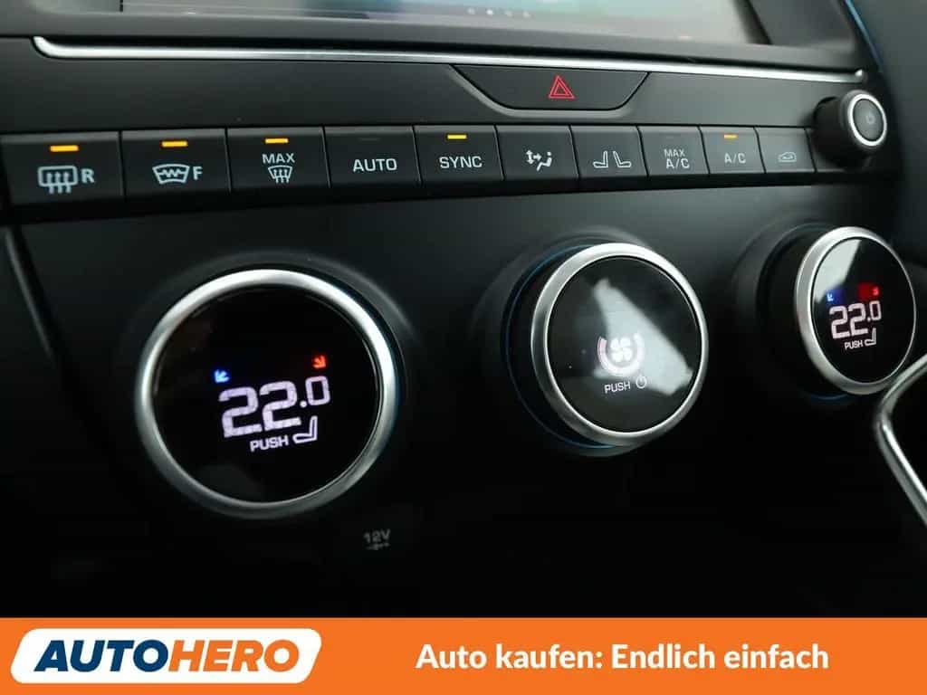 Jaguar E-Pace D180 S AWD Aut.*NAVI*TEMPO*CAM*PDC*SHZ* 09/2018-photo-23