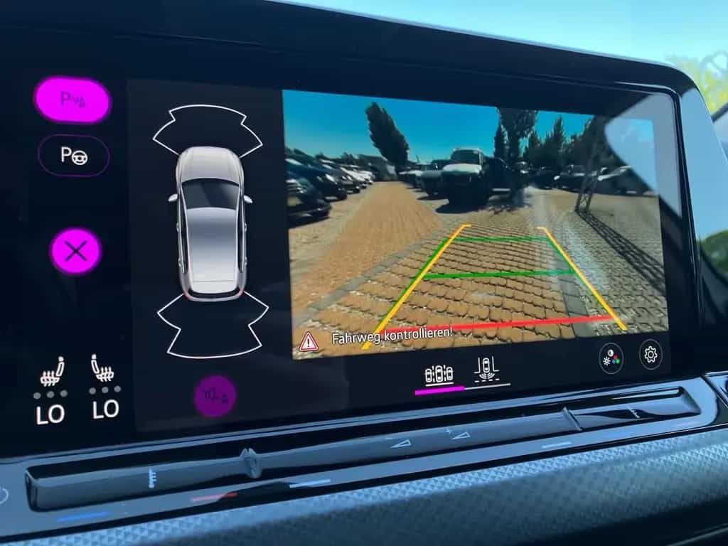 Volkswagen Golf LIFE ACTIVE 1.5TSI LED.NAV.HUD.AMBIENTE.STA 01/2023-photo-20