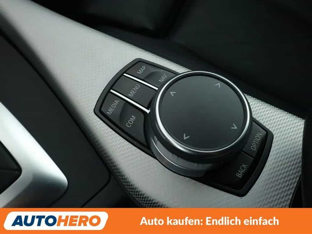 BMW M240i 2er M240i xDrive Aut.*NAVI*LED*ACC*CAM*PDC*SHZ* 02/2018-photo-28