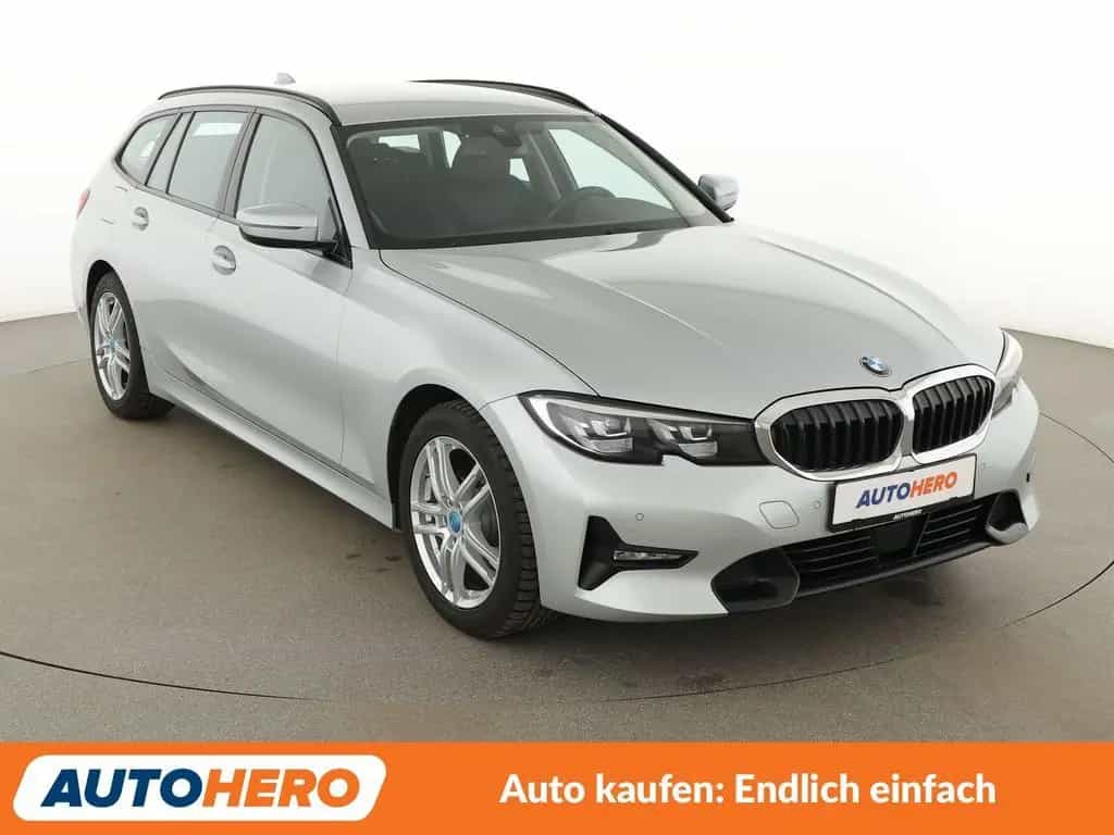 BMW 320 d Sport Line Aut.*NAVI*LED*PDC*ACC*SHZ*ALU* 08/2020-photo-7