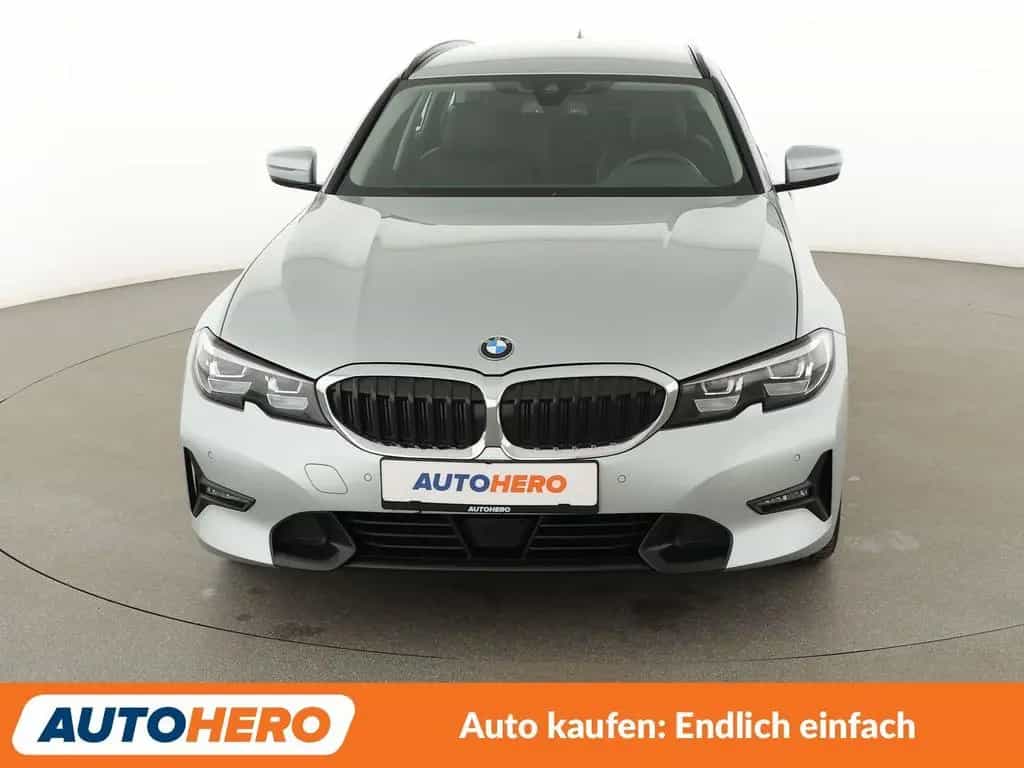 BMW 320 d Sport Line Aut.*NAVI*LED*PDC*ACC*SHZ*ALU* 08/2020-photo-8