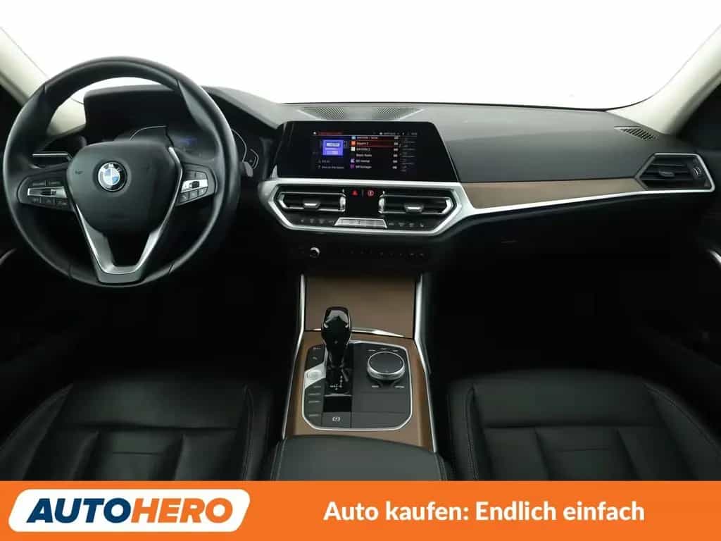 BMW 320 d Mild-Hybrid Advantage Aut.*NAVI*LED*PDC*SHZ 12/2020-photo-11