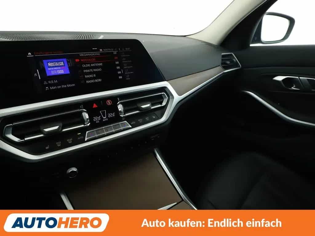 BMW 320 d Mild-Hybrid Advantage Aut.*NAVI*LED*PDC*SHZ 12/2020-photo-28