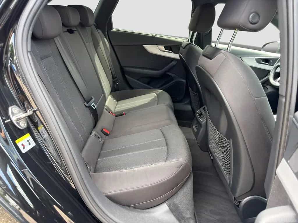 Audi A4 Avant advanced 40 TFSI qu Tour Business LED e 08/2021-photo-15