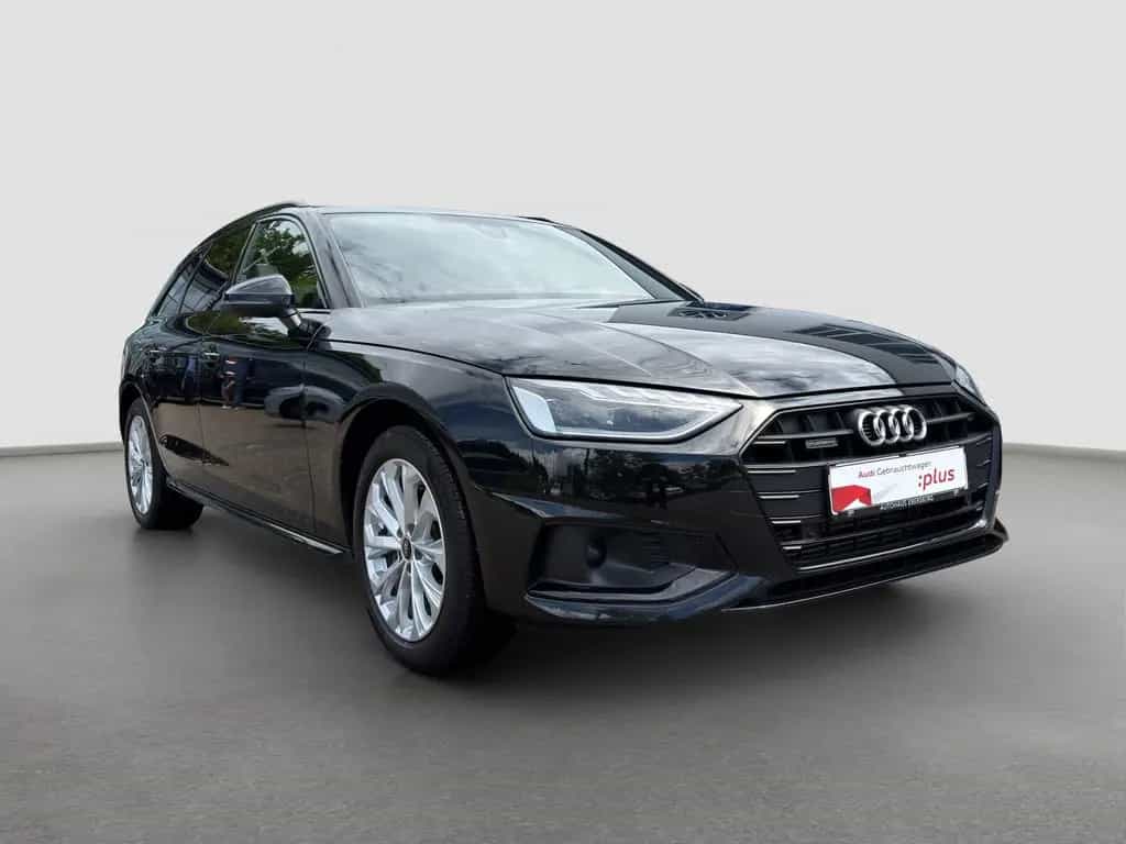 Audi A4 Avant advanced 40 TFSI qu Tour Business LED e 08/2021-photo-3