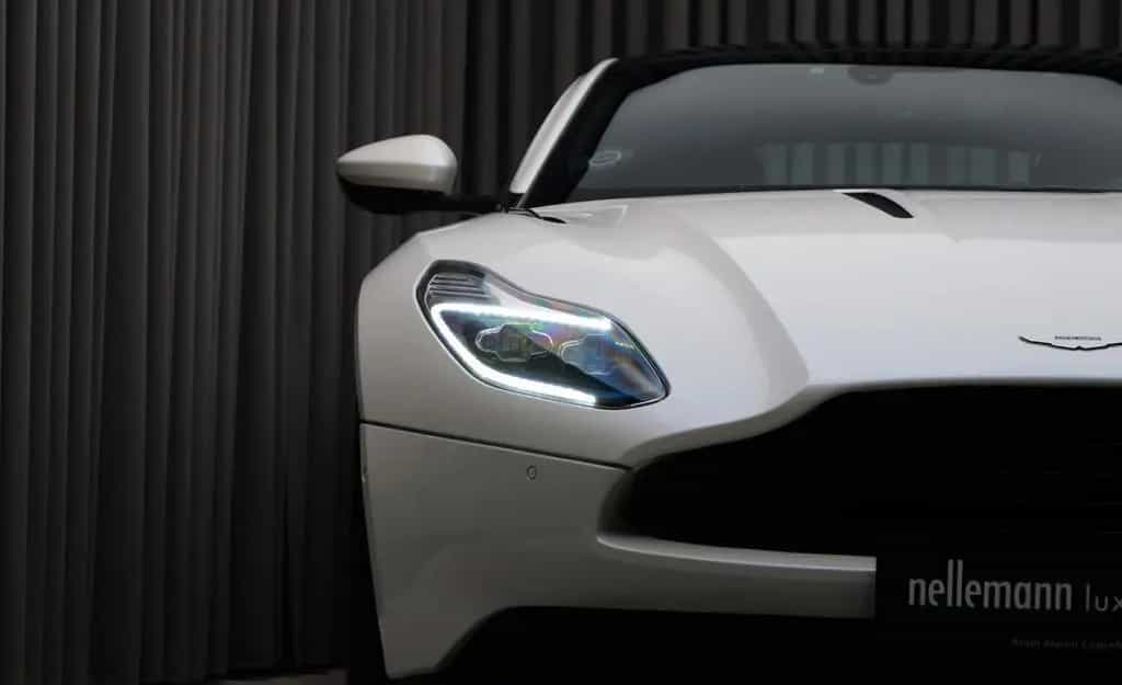 Aston Martin DB11 5.2 V12 AMR w. Power Upgrade 12/2016-photo-19