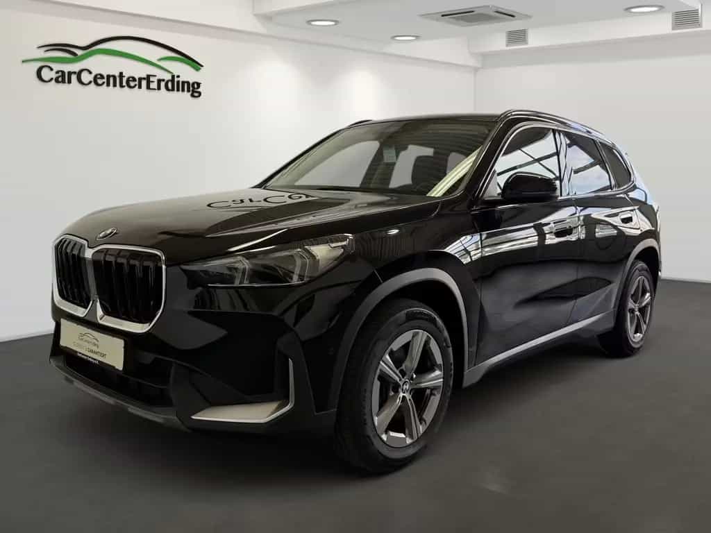 BMW X1 20i sDrive*a.LED*Navi*DriveA*Kamera*AHK*DAB 12/2024-photo-0