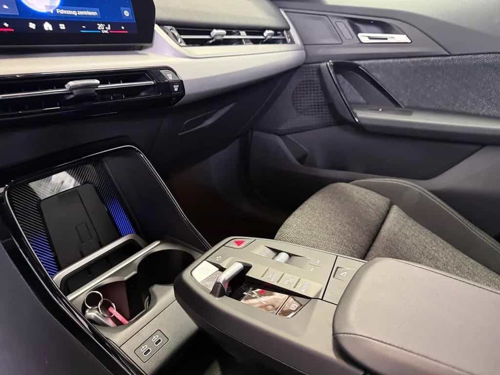 BMW X1 20i sDrive*a.LED*Navi*DriveA*Kamera*AHK*DAB 12/2024-photo-20