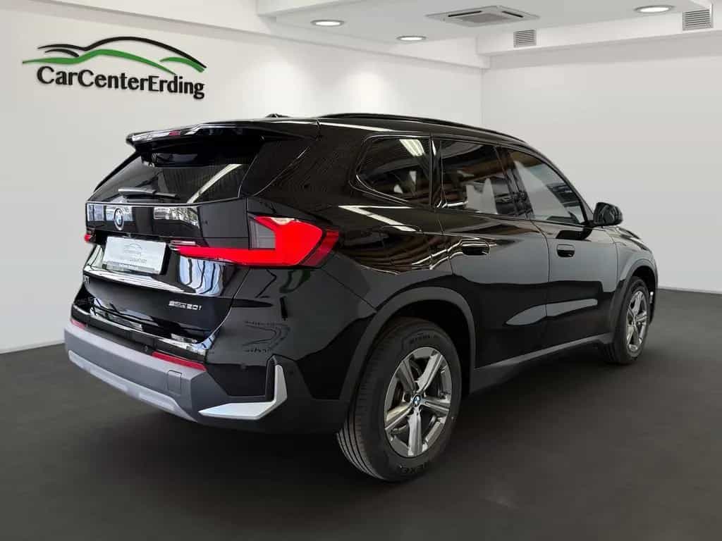BMW X1 20i sDrive*a.LED*Navi*DriveA*Kamera*AHK*DAB 12/2024-photo-3