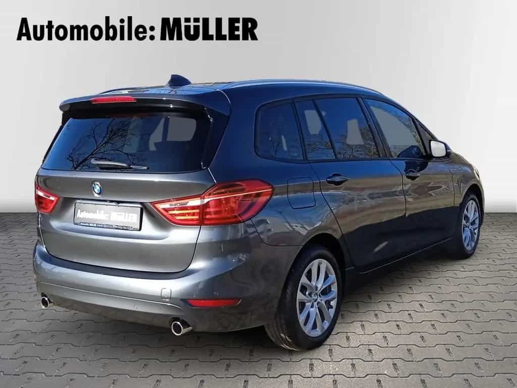 BMW 220 Gran Tourer i Advantage*AHK*Keyless*RFK*LED* 02/2018-photo-7