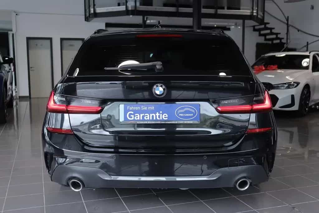 BMW 320 d Touring M Sport Pak. *VIRTUAL*AHK*HEAD-UP* 12/2021-photo-6