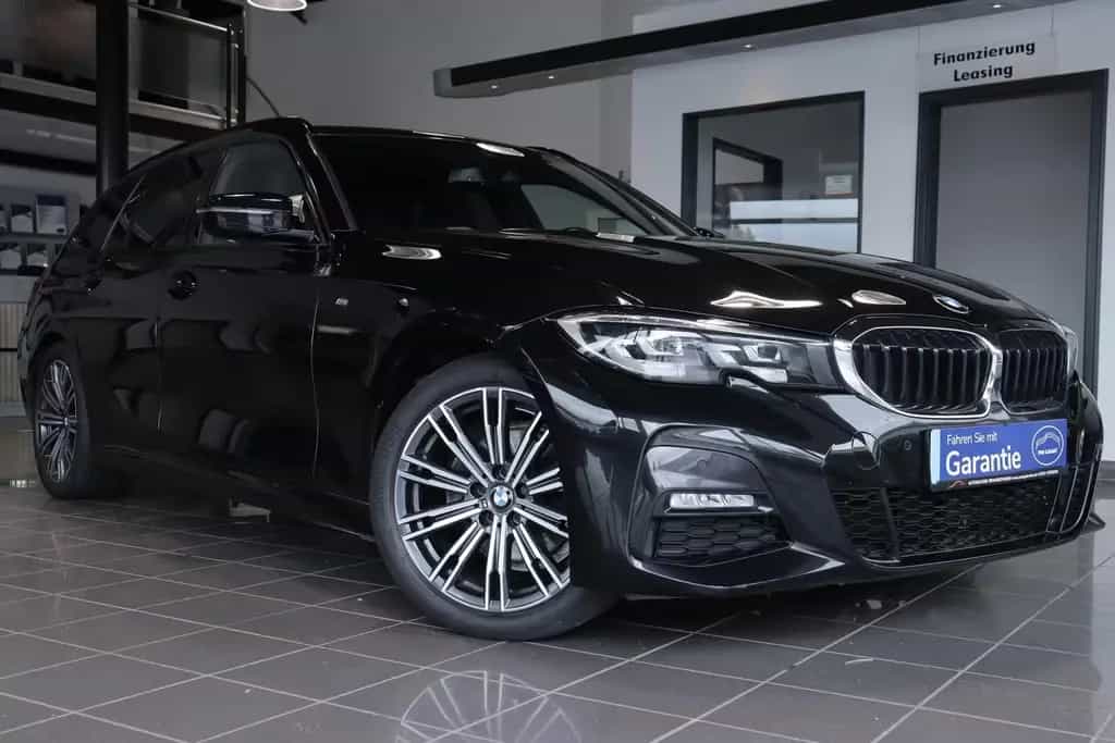 BMW 320 d Touring M Sport Pak. *VIRTUAL*AHK*HEAD-UP* 12/2021-photo-7