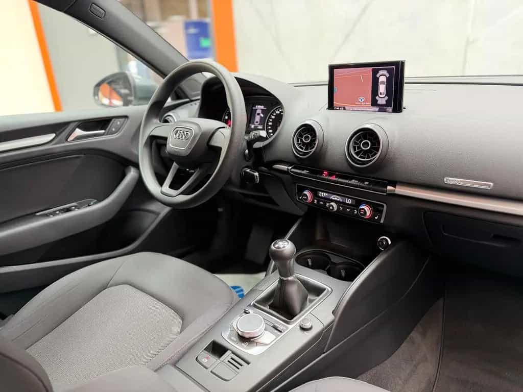 Audi A3 30 TDI basis 1.6 TDI|PDC|KLIMA|SHZG|NAVI|LM 12/2019-photo-17