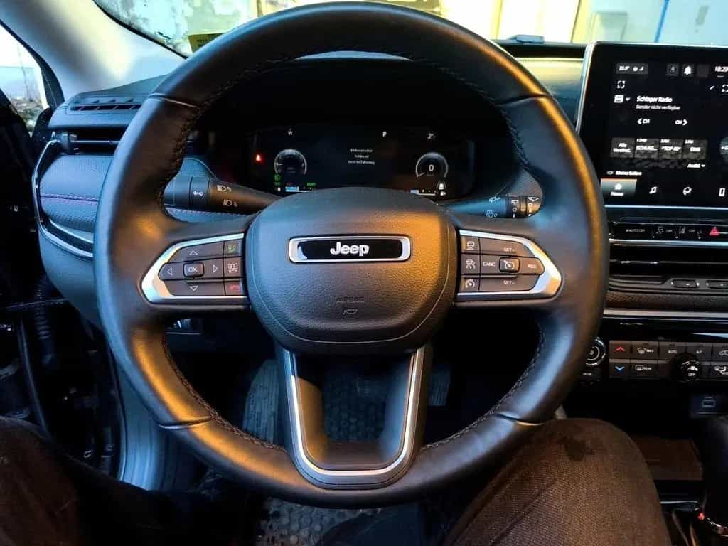 Jeep Compass 1,5l GSE T4 48V e-Hybr 10/2023-photo-9