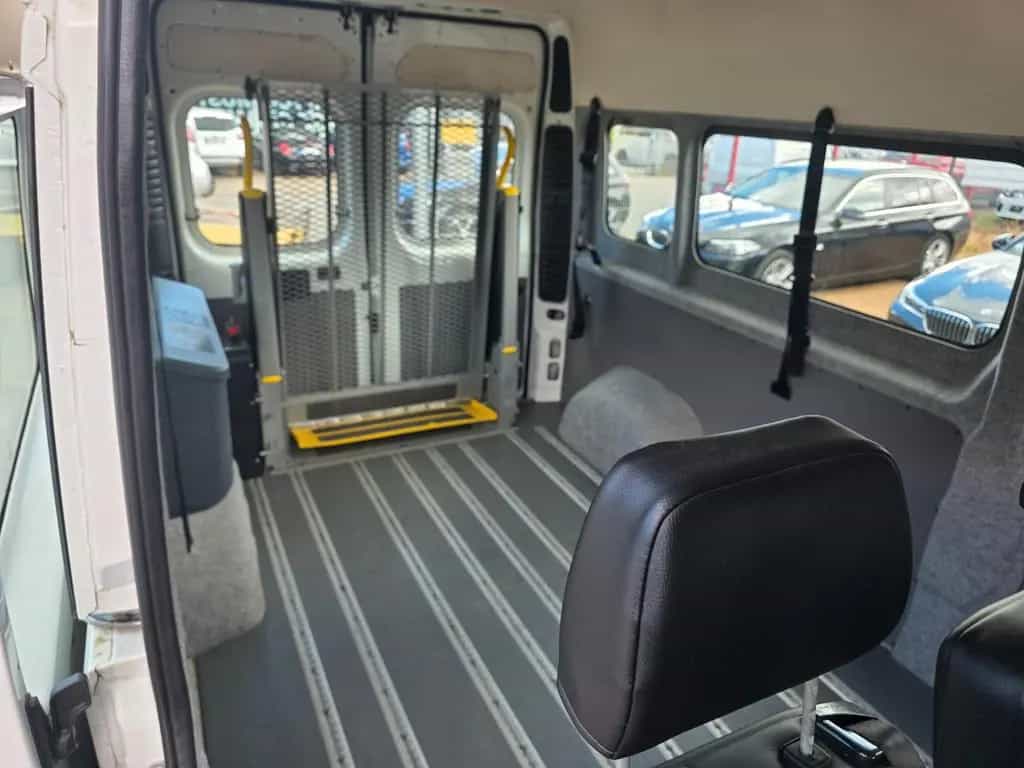 Citroën Jumper Behindertengerecht 35 L3H2 Profi verglast 01/2017-photo-10