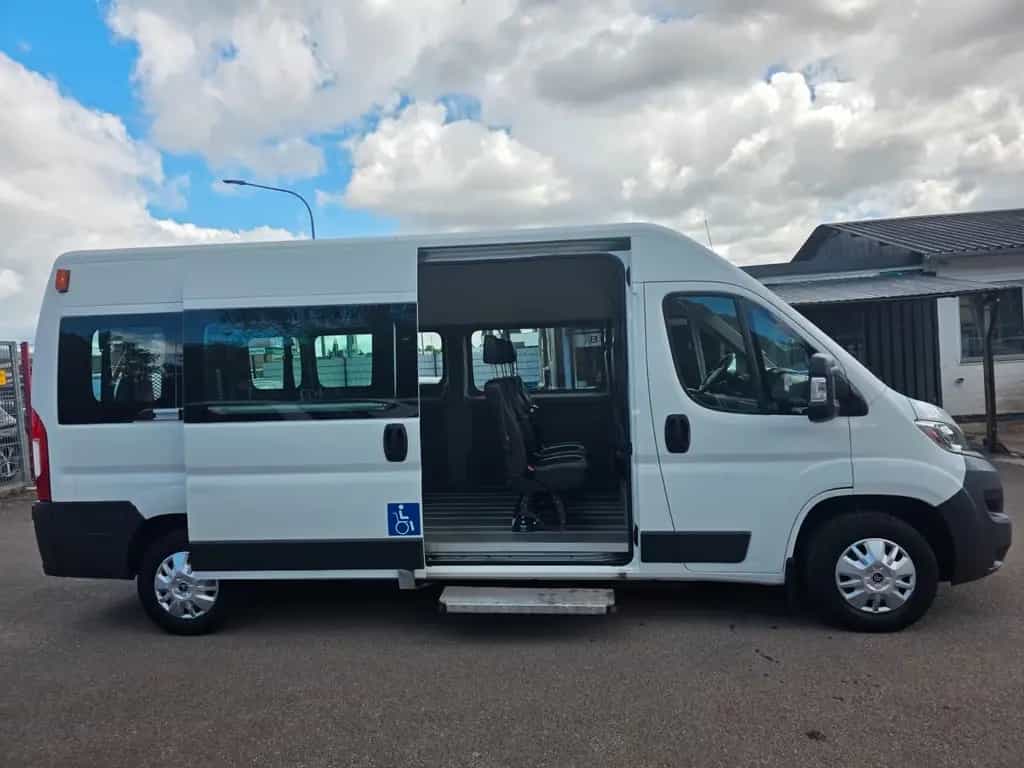 Citroën Jumper Behindertengerecht 35 L3H2 Profi verglast 01/2017-photo-4
