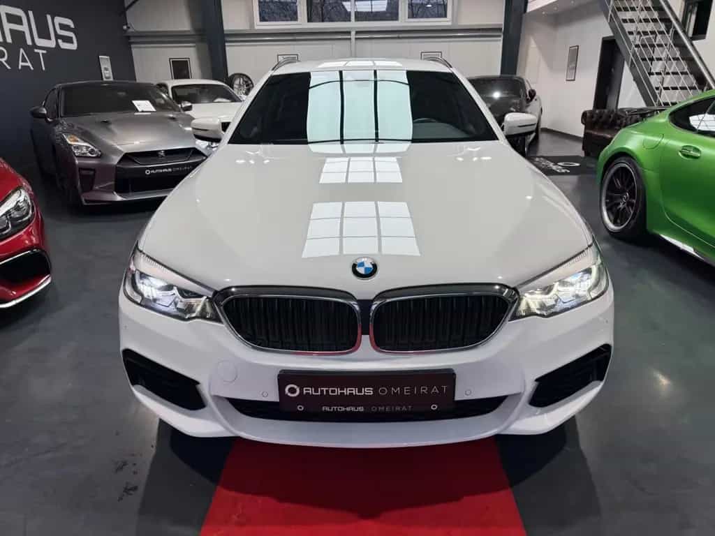 BMW 520 d M Sportpaket 2HD/R-Kamera/LED/Alcantara 06/2020-photo-1