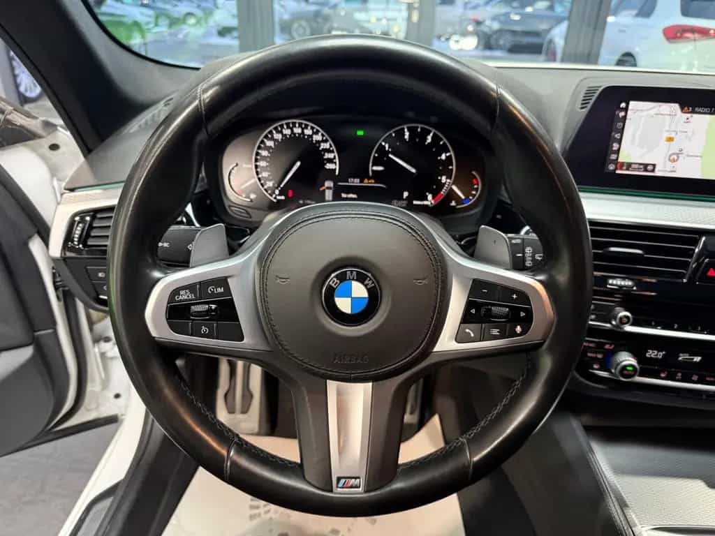BMW 520 d M Sportpaket 2HD/R-Kamera/LED/Alcantara 06/2020-photo-22
