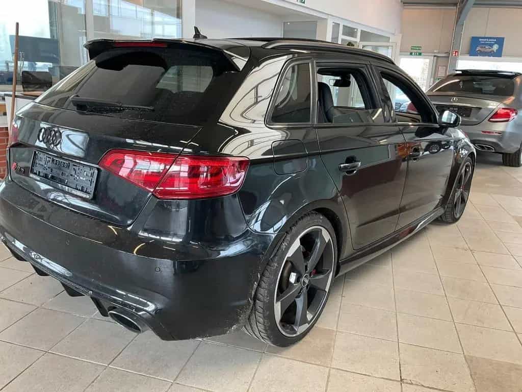 Audi RS3 Sportback 2.5 TFSI quattro 280 Km/H V-Max 08/2016-photo-10