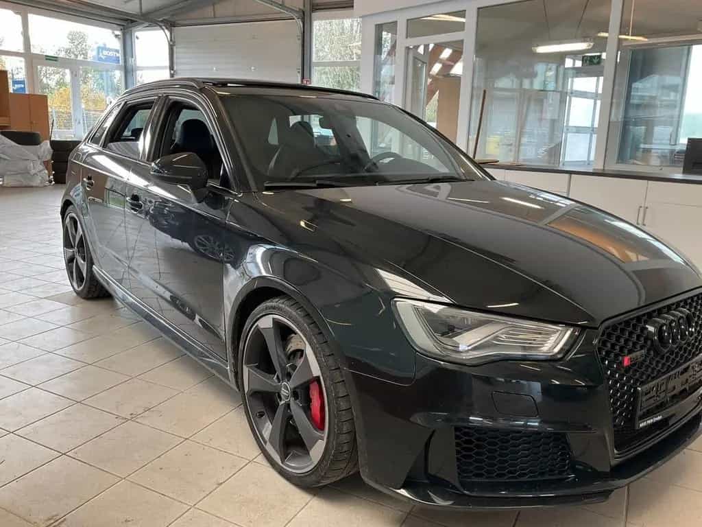 Audi RS3 Sportback 2.5 TFSI quattro 280 Km/H V-Max 08/2016-photo-2