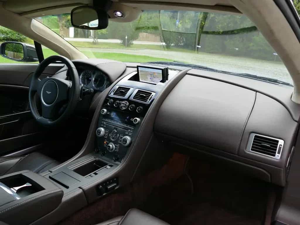Aston Martin V8 Vantage Vantage 4.7L Q Color!!Neuer Service/19"Sportpack 06/2009-photo-12