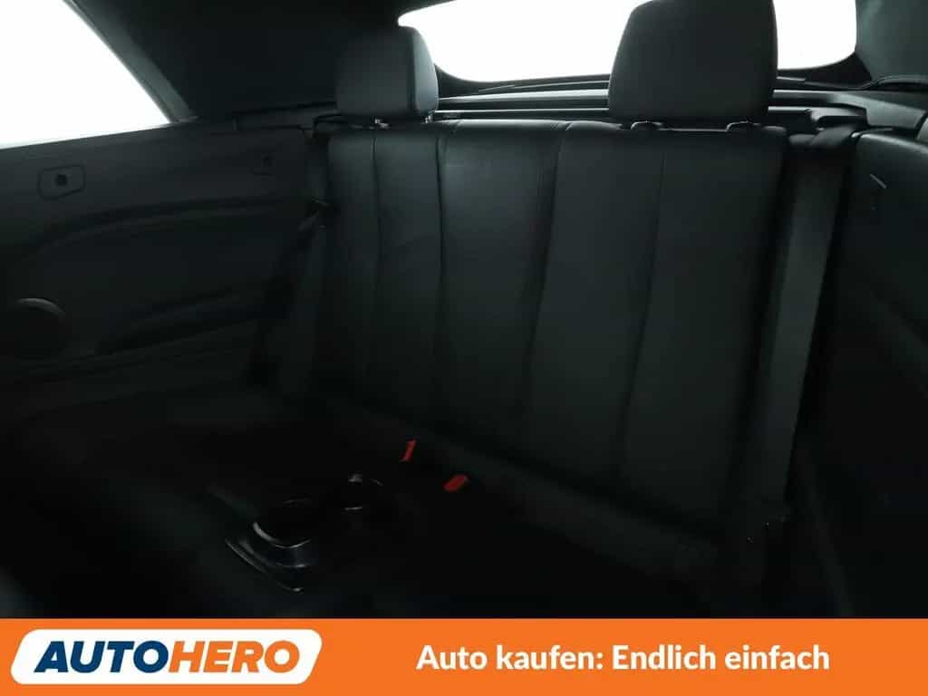 BMW 218 i Luxury Line Aut.*LED*TEMPO*CAM*PDC*SHZ* 06/2018-photo-13