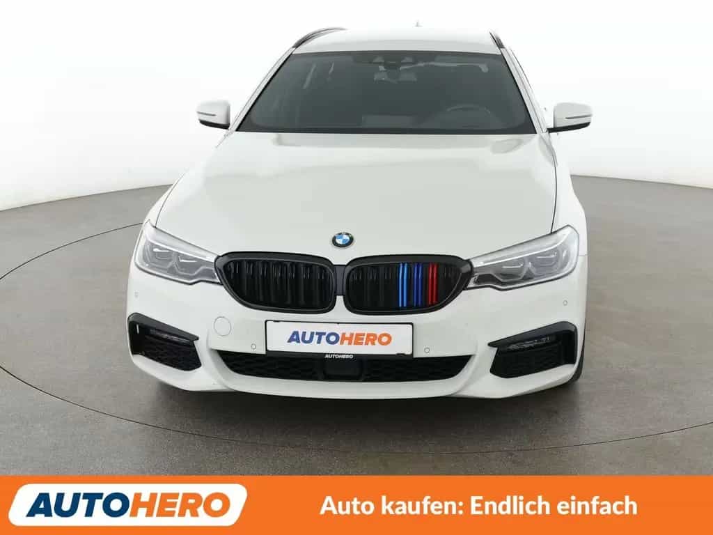 BMW 520 d Mild-Hybrid M Sport Aut.*NAVI*LED*CAM*ACC* 12/2019-photo-8