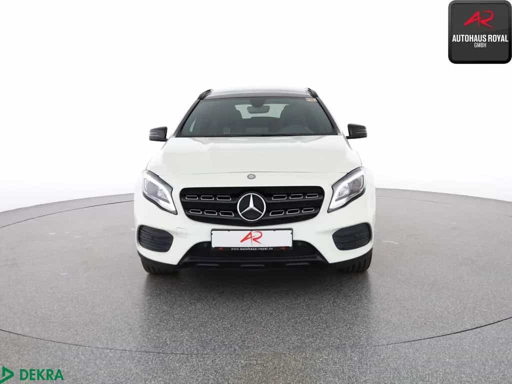 Mercedes-Benz GLA 200 AMG NIGHT PANO,KAMERA,PARKLENK,AMBIENTE 05/2017-photo-7