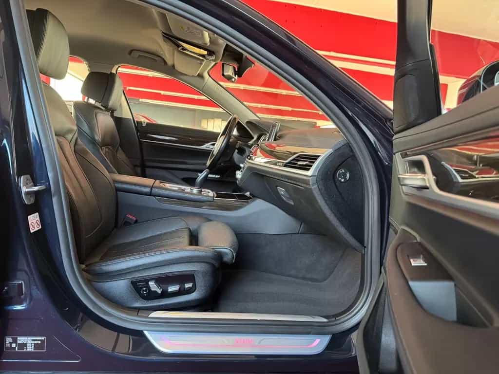 BMW 730 d xDrive Sitzlüftung DisplayKey Touch Command 01/2018-photo-13