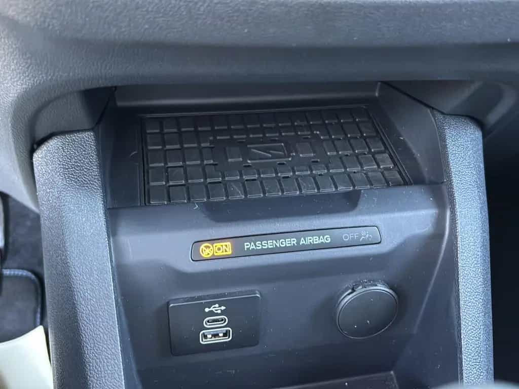 Ford Tourneo Courier Active Bluetooth Navi Klima 12/2024-photo-23