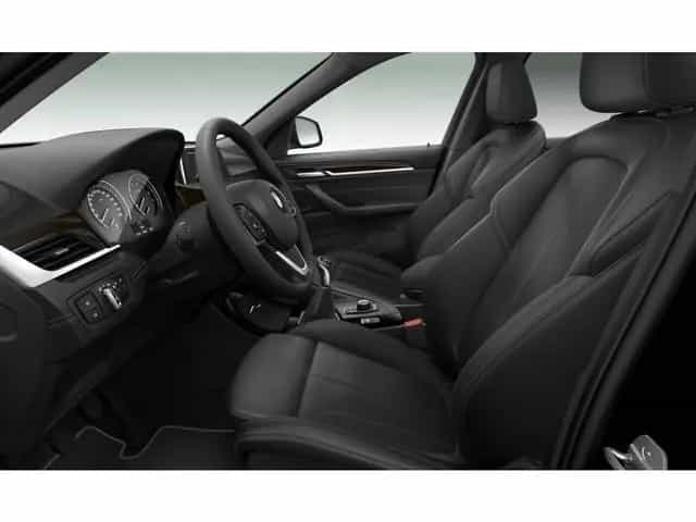 BMW X1 sDrive18i Sport Line Panorama Klimaaut. PDC 06/2022-photo-2