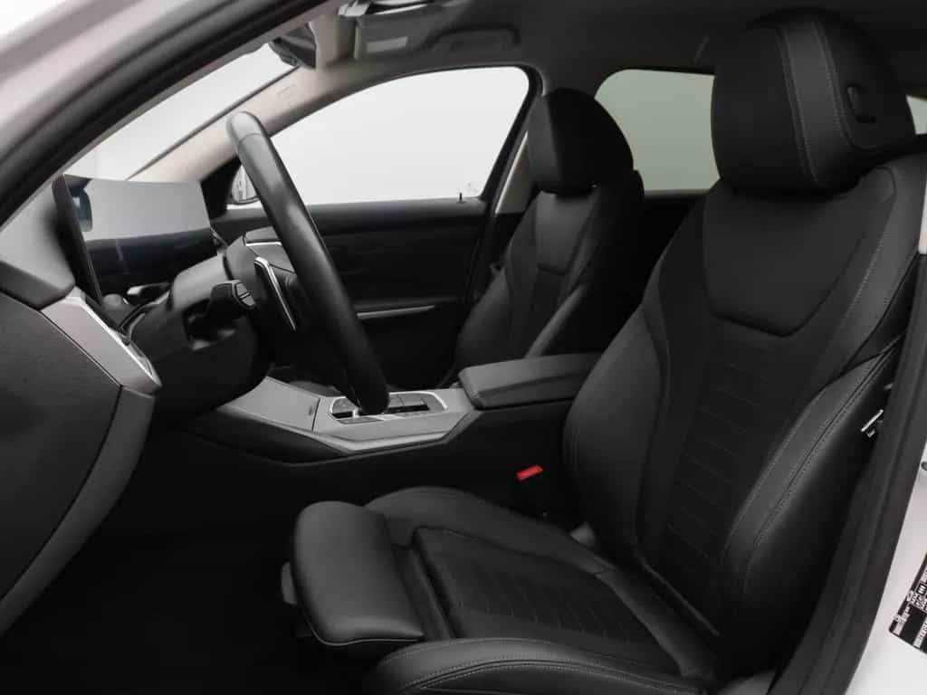 BMW 320 d Kamera HUD DAB AHK Alarm Sport Leder Ad.LED 02/2023-photo-34
