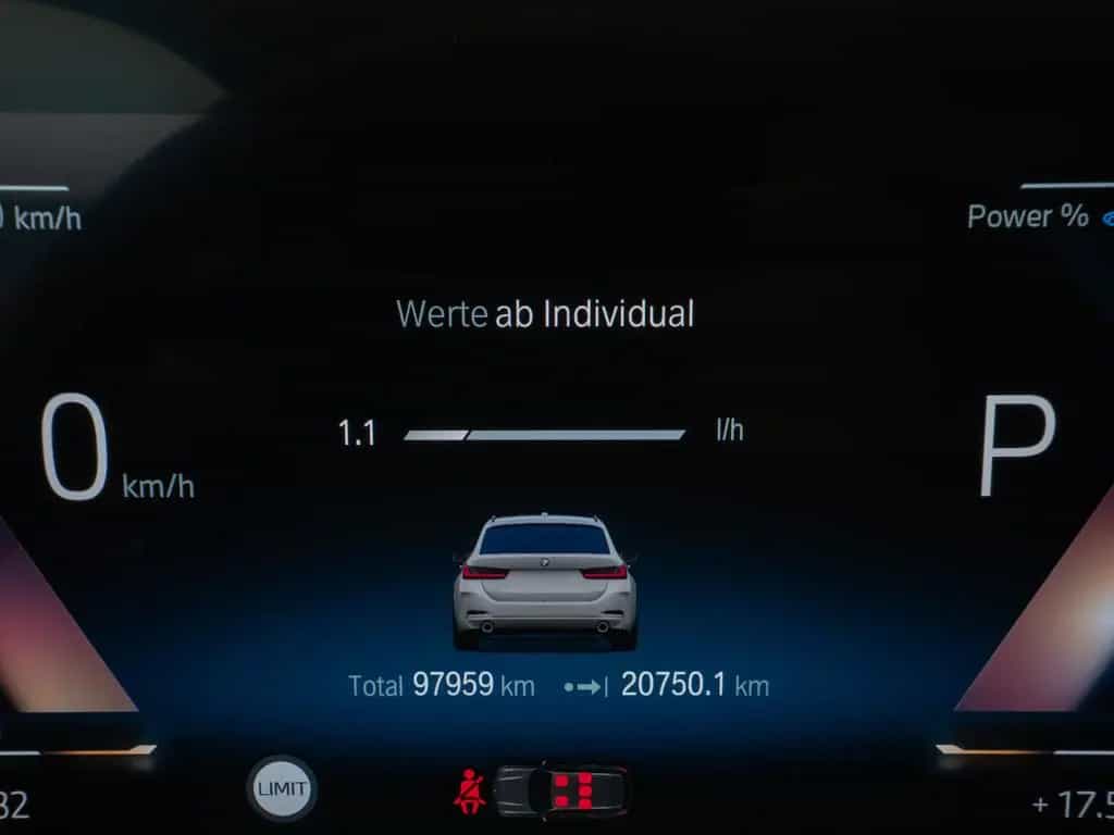 BMW 320 d Kamera HUD DAB AHK Alarm Sport Leder Ad.LED 02/2023-photo-40