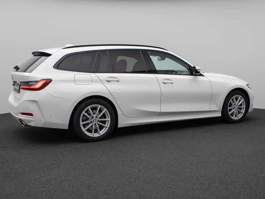 BMW 320 d Kamera HUD DAB AHK Alarm Sport Leder Ad.LED 02/2023-photo-5