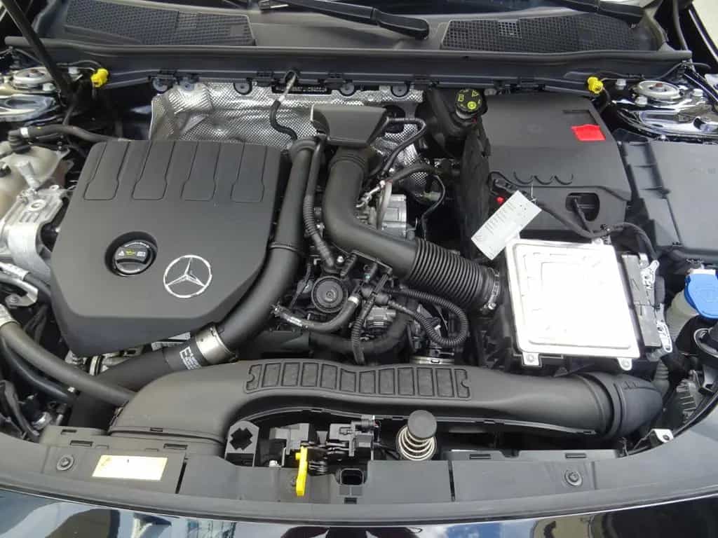 Mercedes-Benz CLA 200 Shooting Brake Night Progressive 7G-Tron 01/2020-photo-15