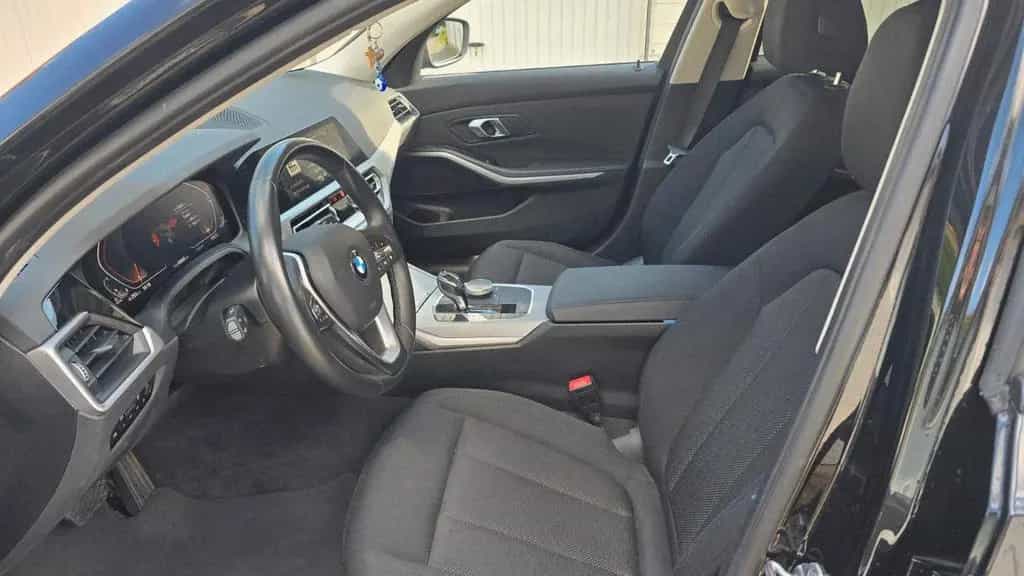 BMW 320 d Touring xDrive*AppleCar*LED*Live Cockpit* 05/2021-photo-4