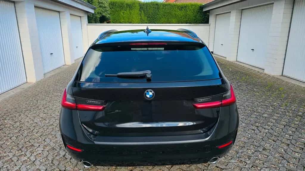 BMW 320 d Touring xDrive*AppleCar*LED*Live Cockpit* 05/2021-photo-7