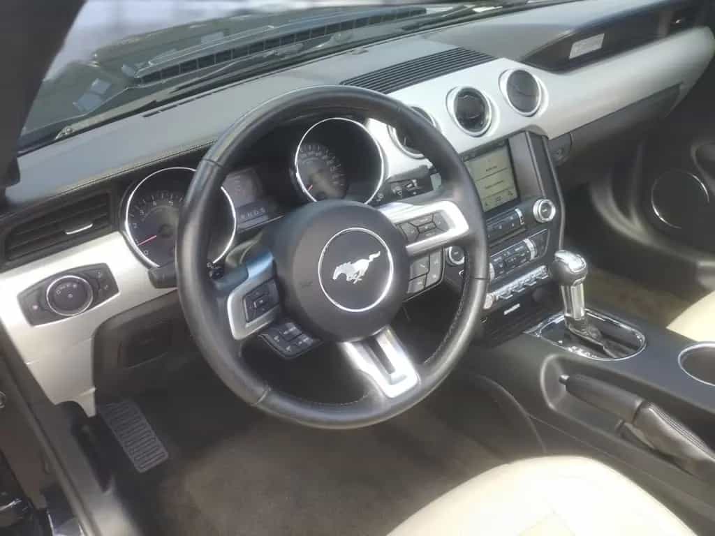 Ford Mustang Convertible Sportpaket Bluetooth Xenon 07/2017-photo-13