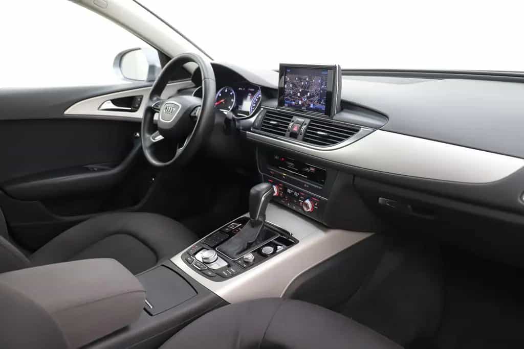 Audi A6 Avant 2.0TDI 190PS S tronic S Line Ultra Navi 10/2017-photo-14