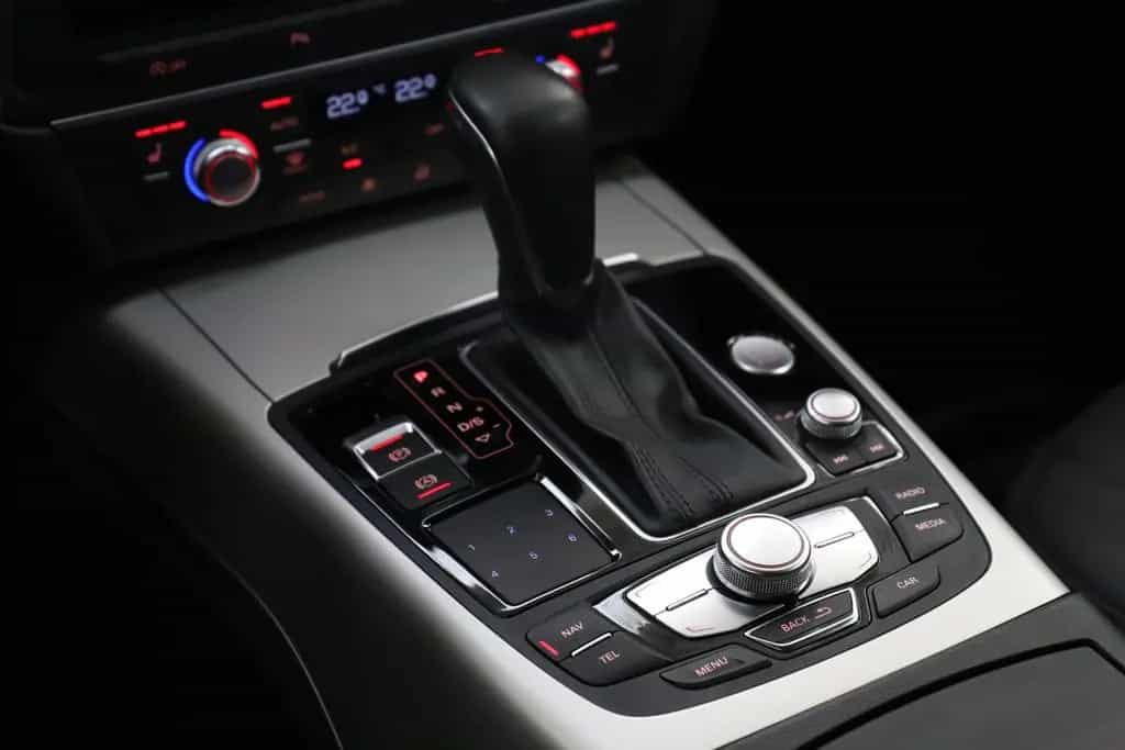 Audi A6 Avant 2.0TDI 190PS S tronic S Line Ultra Navi 10/2017-photo-17