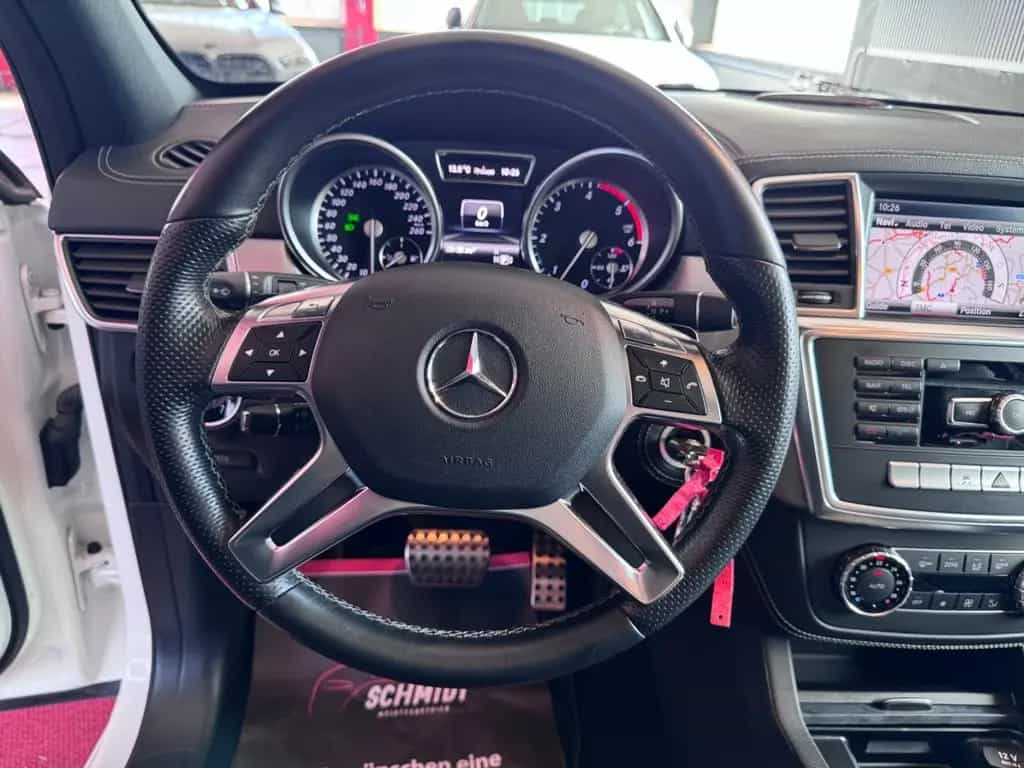 Mercedes-Benz ML 350 CDI AMG Paket Pano Airmatic ILS Comand 20 04/2013-photo-14