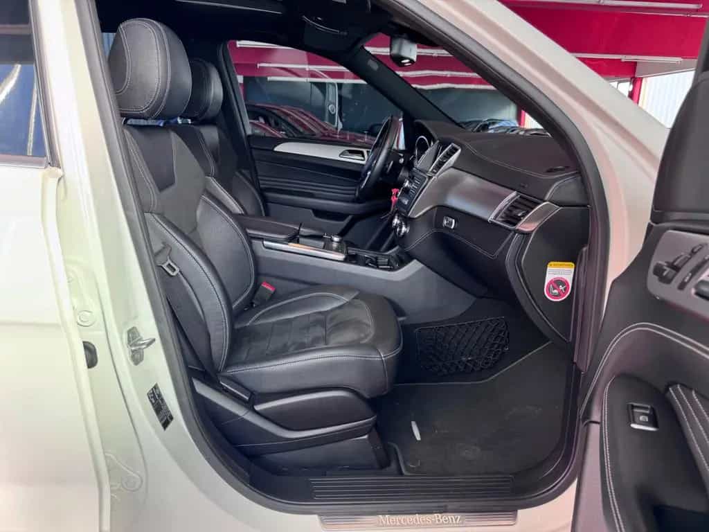 Mercedes-Benz ML 350 CDI AMG Paket Pano Airmatic ILS Comand 20 04/2013-photo-18