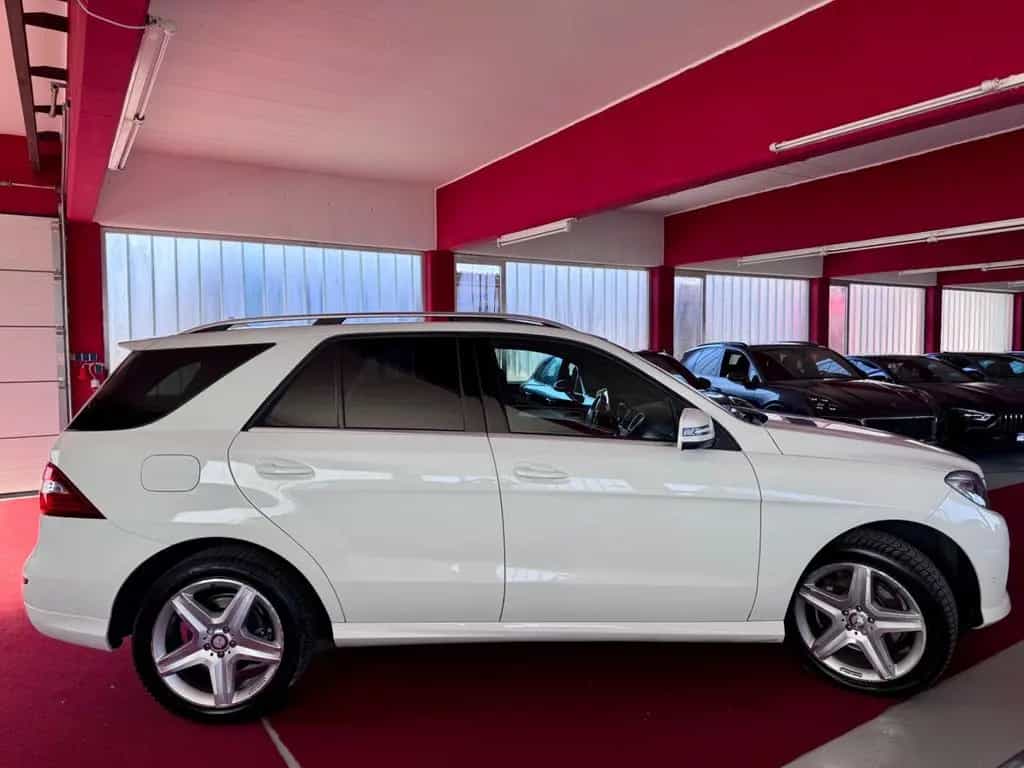 Mercedes-Benz ML 350 CDI AMG Paket Pano Airmatic ILS Comand 20 04/2013-photo-5