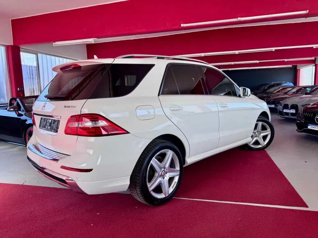 Mercedes-Benz ML 350 CDI AMG Paket Pano Airmatic ILS Comand 20 04/2013-photo-6