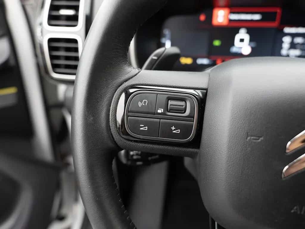 Citroën C5 Aircross 2.0 Feel Pack AHK 360° ACC W-LAN SHZ 10/2020-photo-18